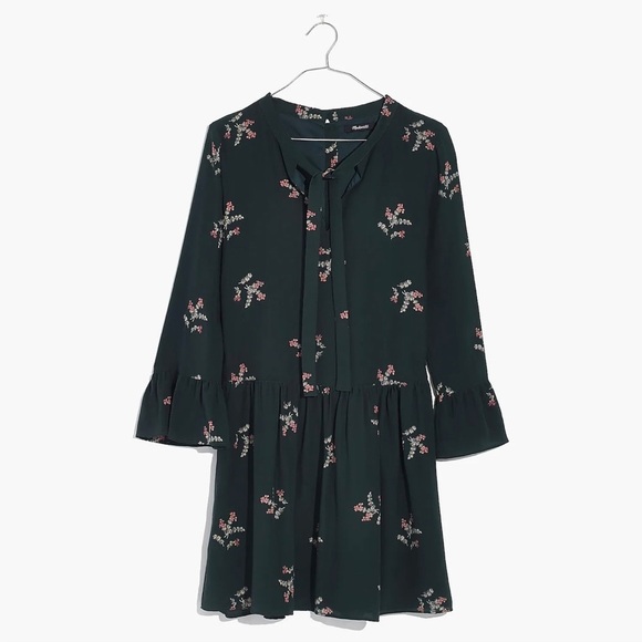 Madewell - Silk Tie-Neck Dress in Wild Botanic - Picture 4 of 10